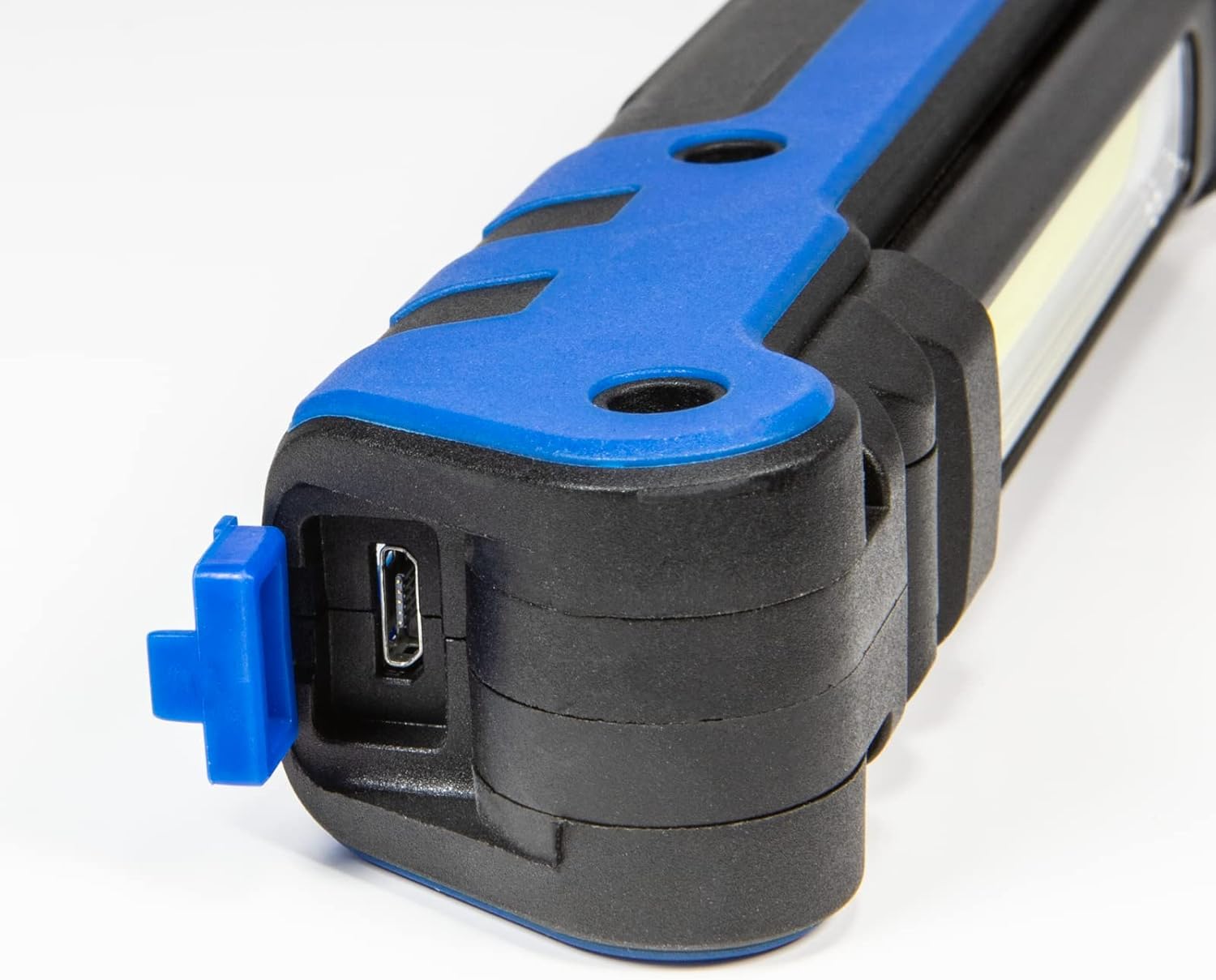 DieHard 41-6643 450-Lumen Folding Rechargeable COB LED Flex Work Light - Image 5