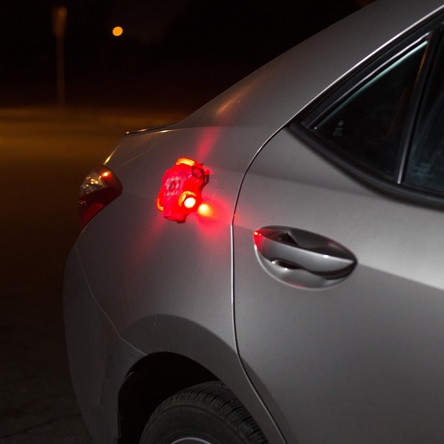 Wagan EL4340 FRED PRO Flashing Roadside Emergency Disc LED Flare 6 Flash Modes for Roadside Security, Warning Flashing with Magnet and Hook for Vehicles and Boats - Image 2